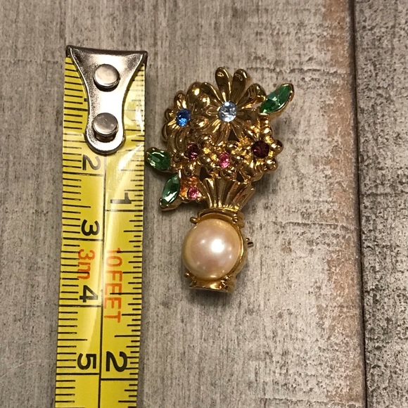 Floral Vase Rhinestone Brooch Pin - Picture 3 of 4